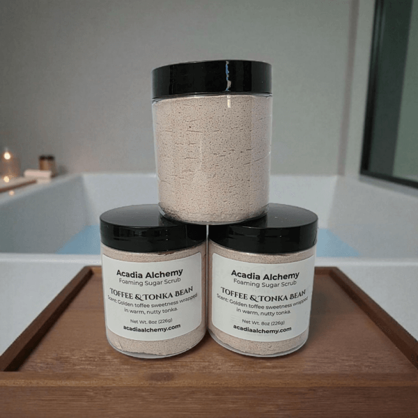 *MISFITS Toffee and Tonka Bean Foaming Sugar Scrub - Image 2