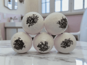 Raspberry Rose Hibiscus 7oz Bath Bomb