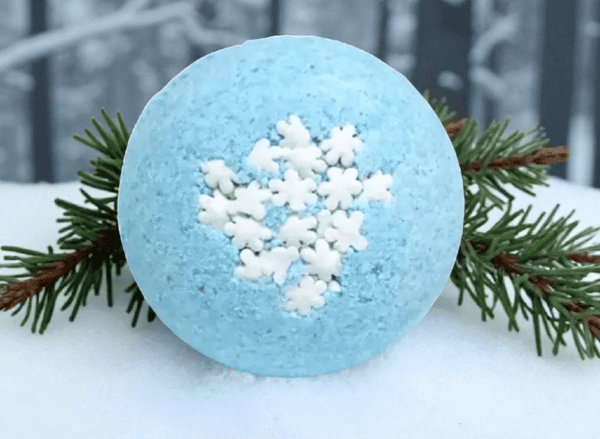 Winter's Breath 7oz Bath Bomb - Image 4