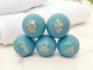 Winter's Breath 7oz Bath Bomb